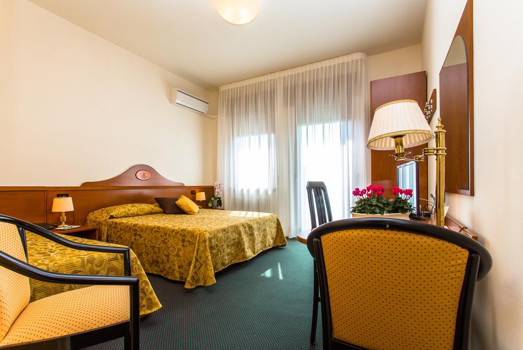 Hotel Tegorzo Fener ภายนอก รูปภาพ