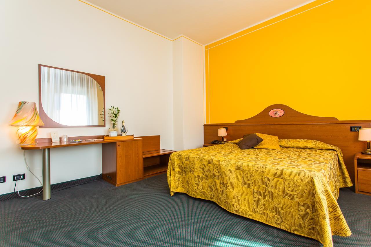 Hotel Tegorzo Fener ภายนอก รูปภาพ